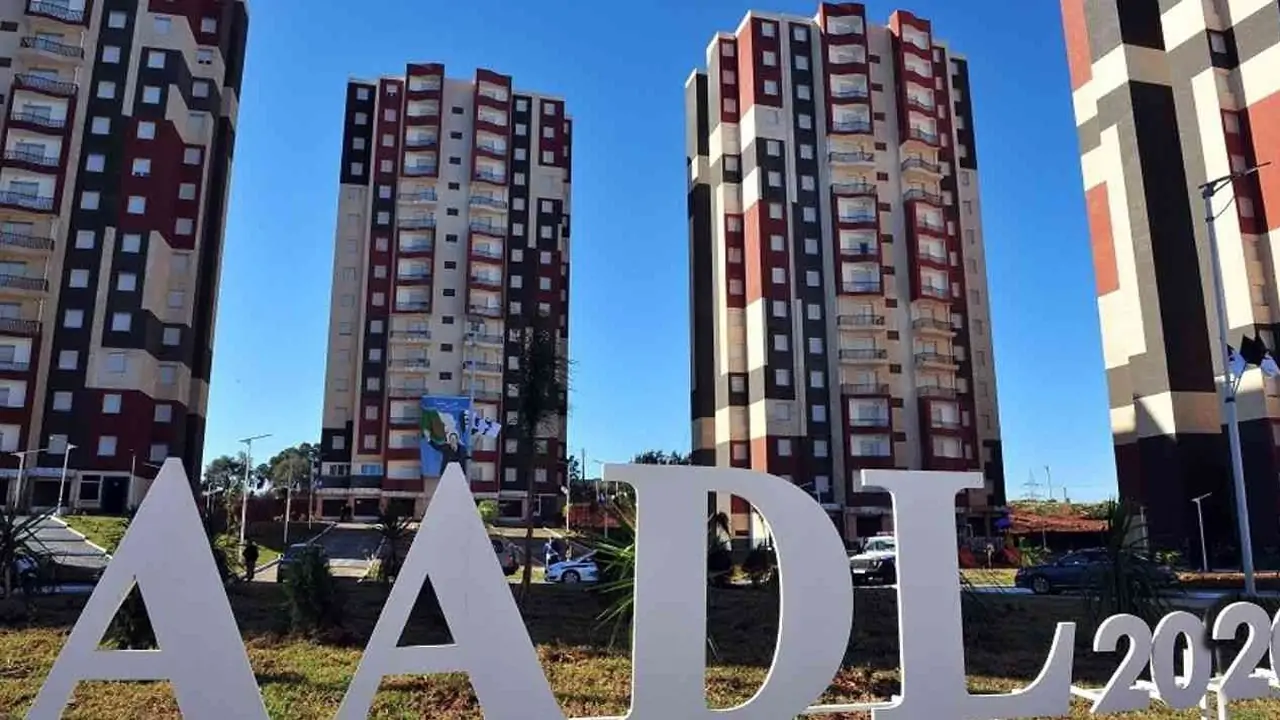 ” شقة تمليك ” الوكالة الوطنية لتحسين السكن وتطويره في الجزائر 2024 سكنات عدل 3