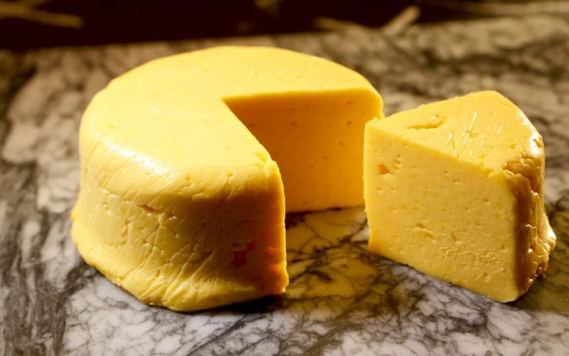 أسهل طريقة عمل الجبن الرومي في المنزل بمكونات وخطوات بسيطة حضريه في منزلك